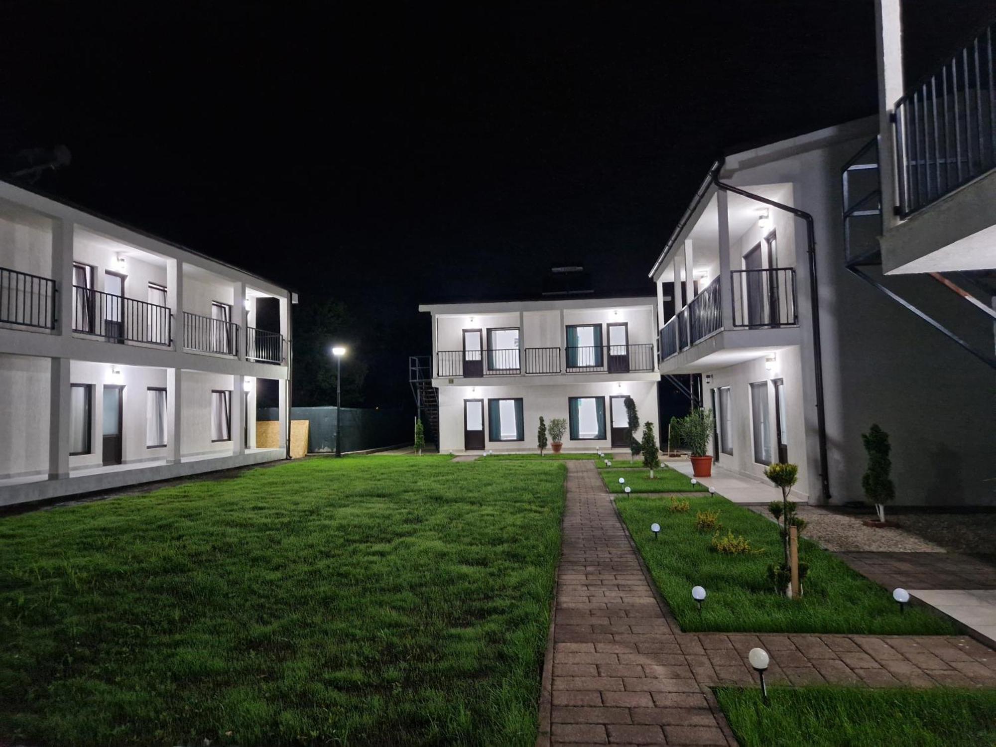 Complex Turistic N&S Hotel 2 Mai Exterior foto